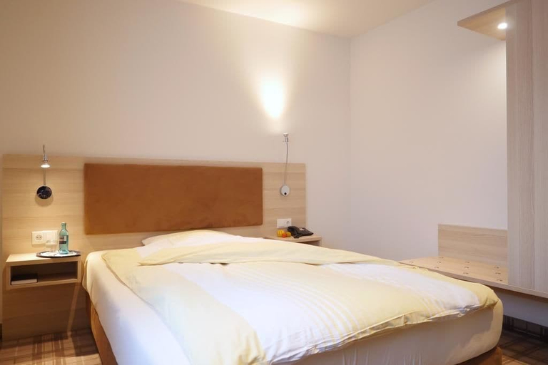 Bedroom 3, Gasthof Vossbur, Harburg