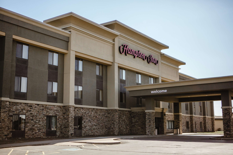 Exterior & Views 1, Hampton Inn Mitchell, Davison