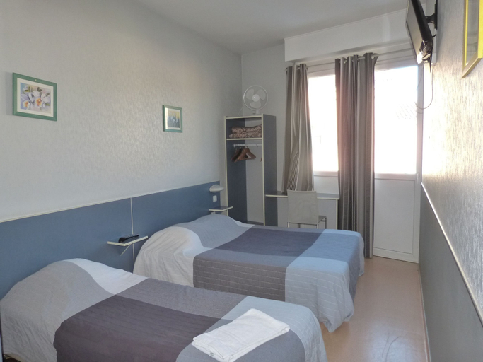 Bedroom 2, Le Juliano, Gironde