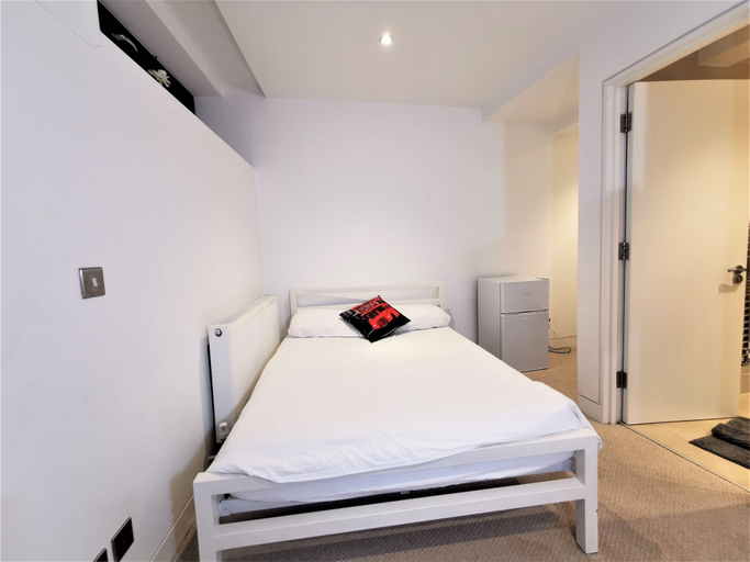 Bedroom 4, Double Room with en-suite - 1c, London