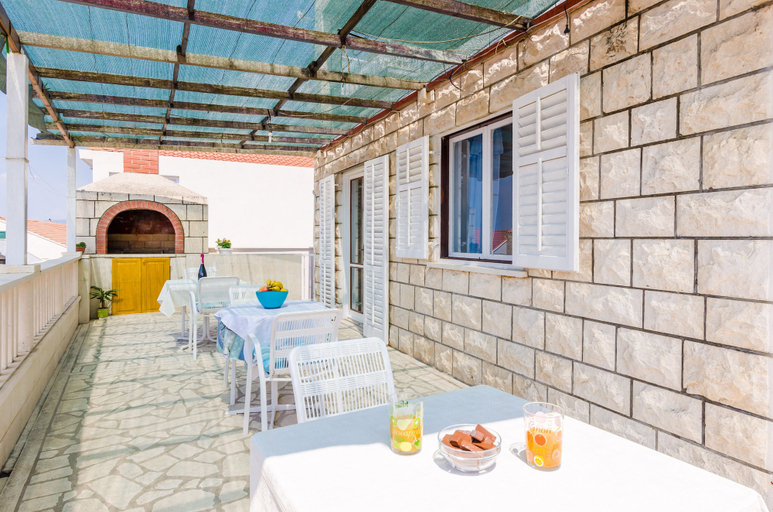 Food & Drinks, Rooms Nikola, Dubrovnik
