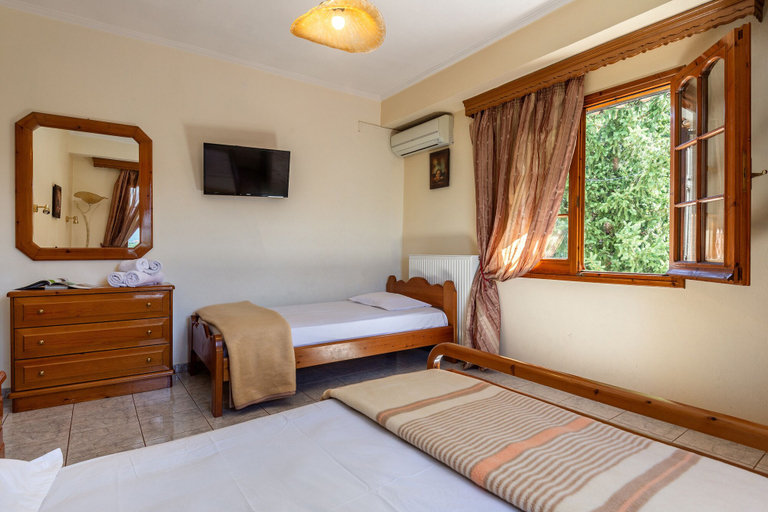 Bedroom 3, San Giorgio Villa, Thessaly