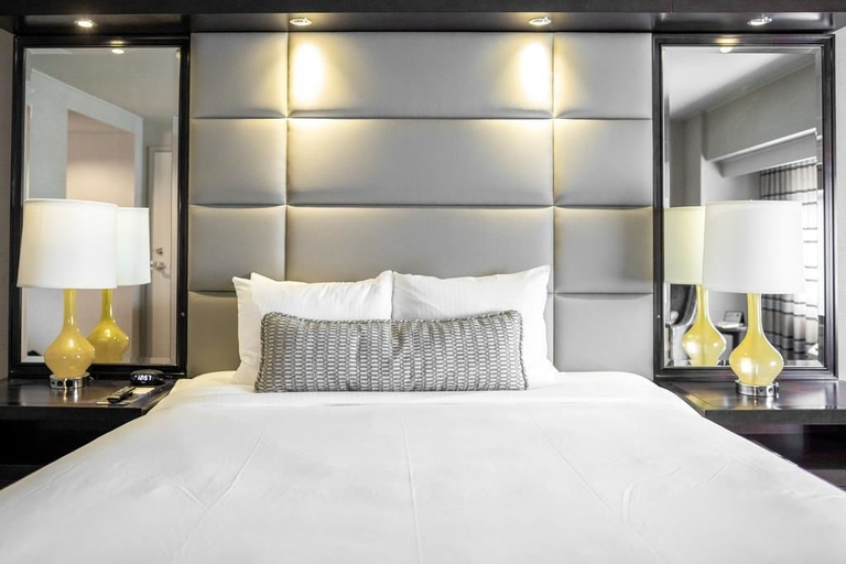 Bedroom 3, Silver Reef Casino Resort, Whatcom