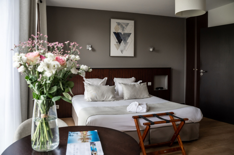 Bedroom 3, Domaine de Cicé-Blossac, Ille-et-Vilaine