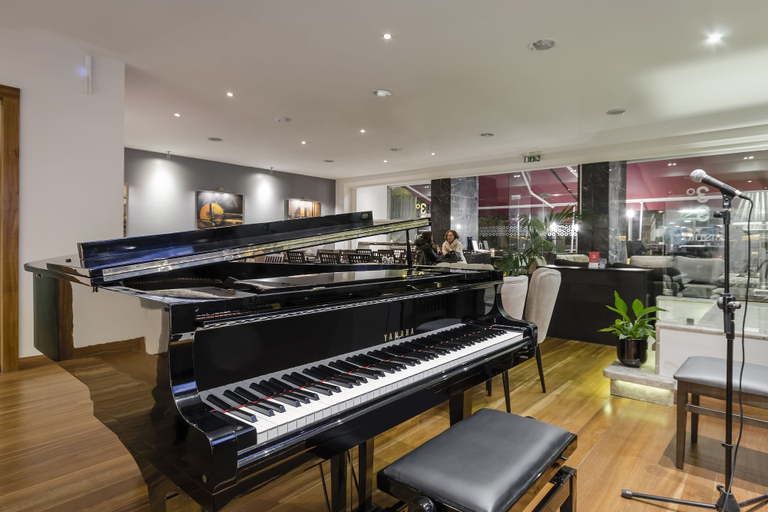 Food & Drinks 5, Lisboa Central Park Hotel Suites & Studios, Lisbon