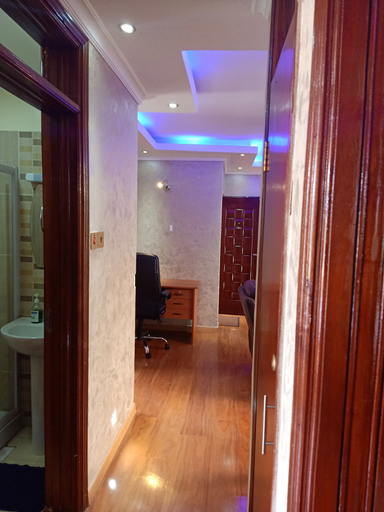 Others 5, Fourways Junction VIP Suite, Roysambu