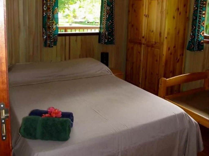 Bedroom 4, Vaianae Lodge