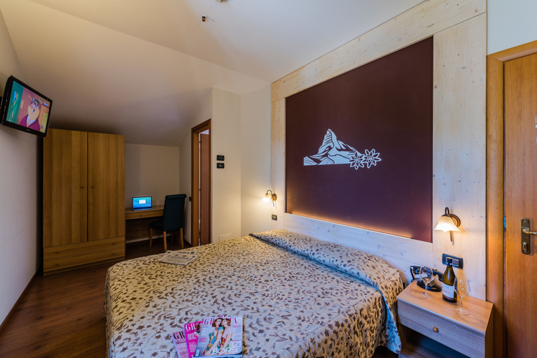 Bedroom 3, Hotel Au Soleil, Aosta