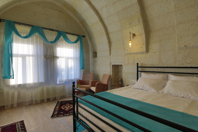Bedroom 5, Jacob's Cave Suites, Nevşehir