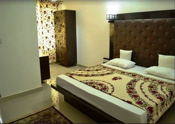 Bedroom 2, TIH Hotel Ash Vale, Srinagar