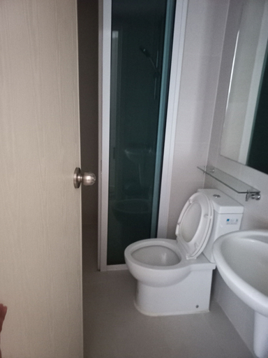 Bathroom 2, Azure Condotel, Parañaque