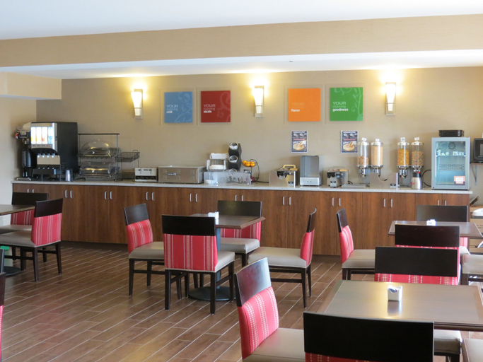 Food & Drinks 5, Comfort Inn Dartmouth, Halifax