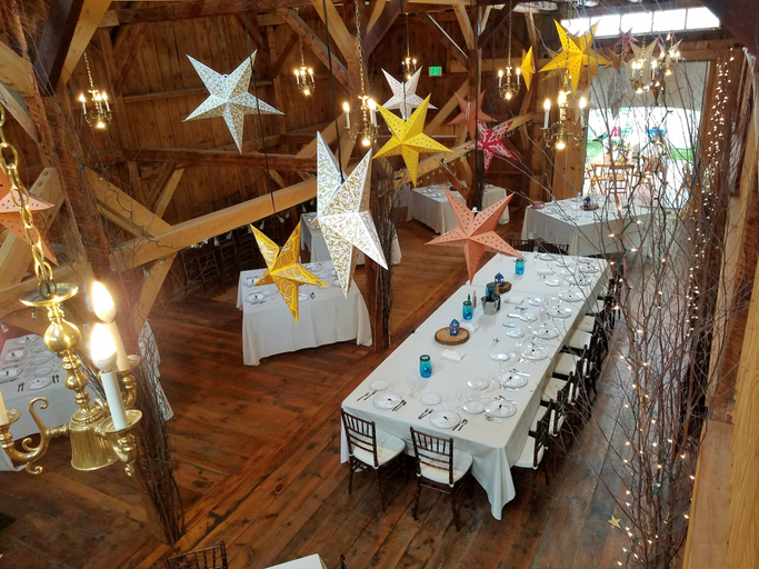 Food & Drinks 3, Highland Lake Inn, Merrimack