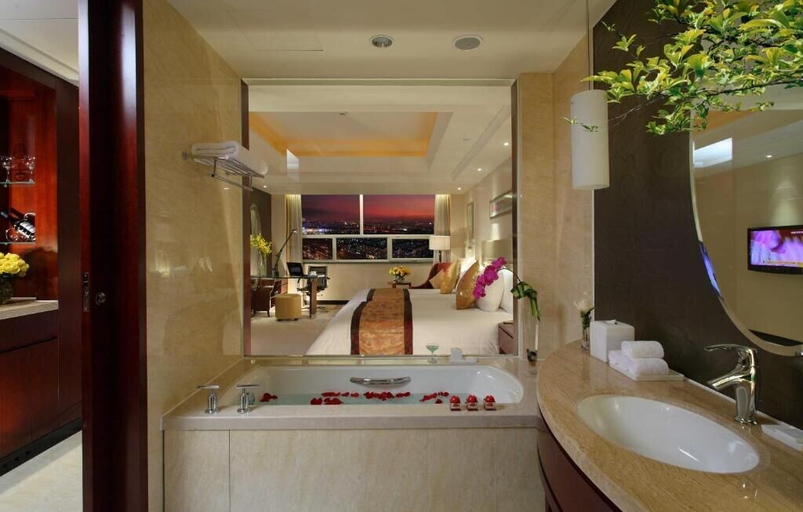 Bathroom 5, New Century Grand Hotel Changchun, Changchun