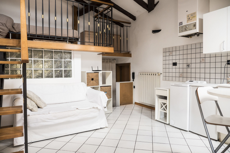 Bedroom 4, Nice and Cozy Quiet Apartment Right in the Center, Bologna