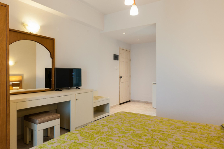 Bedroom 3, Muses Studios, Crete