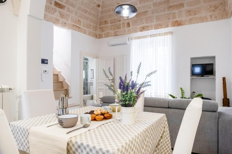 Others 5, Sogno Ostunese Terrace Apartment, Brindisi
