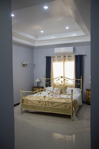 Bedroom 3, Sea Side Chateau