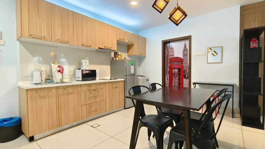 Others 4, JB City Shopping Mall Apartment, Johor Bahru