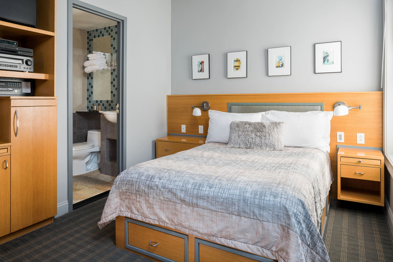 Bedroom 2, Charlesmark Hotel, Boston