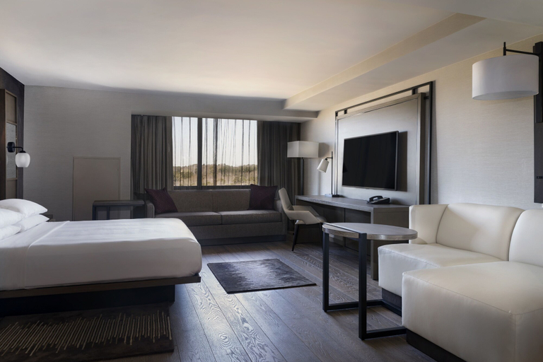 Bedroom 4, Atlanta Marriott Northeast/Emory Area, DeKalb
