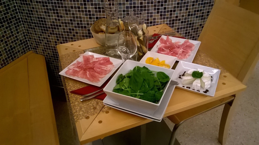 Food & Drinks 5, Hotel Suite Inn, Udine