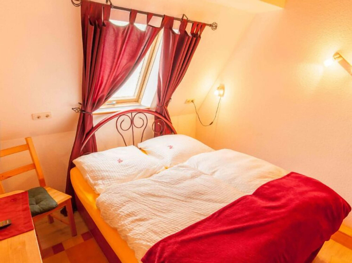 Bedroom 4, Das Loreley Weinstübchen, Rhein-Lahn-Kreis