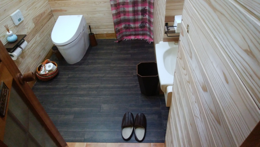 Bathroom 3, Resort Garni CORU, Nagawa