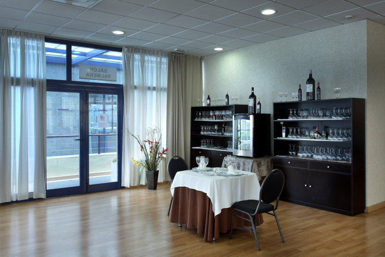 Food & Drinks 5, Hotel Exe Sevilla Palmera, Sevilla
