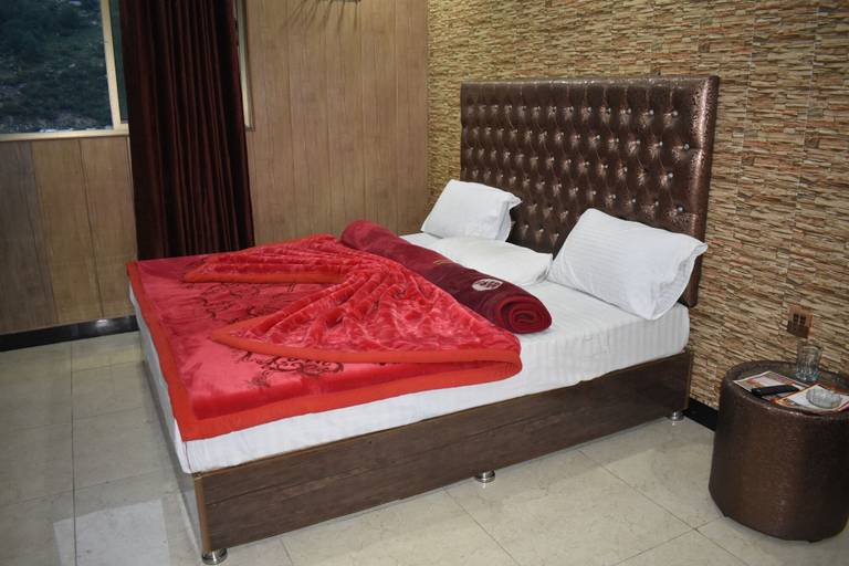 Bedroom 2, Green City Hotel, Hazara