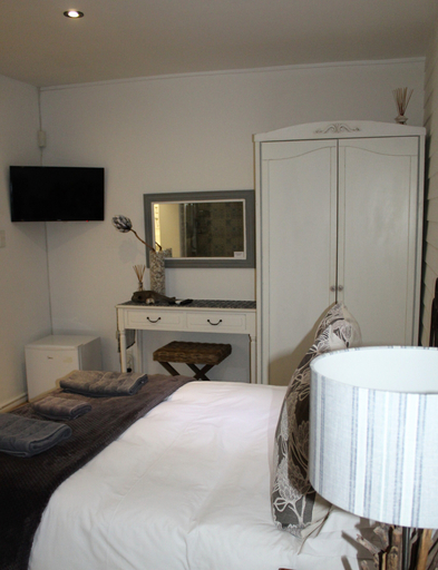 Bedroom 2, Kleinzee Oceanfront Guesthouse, Overberg