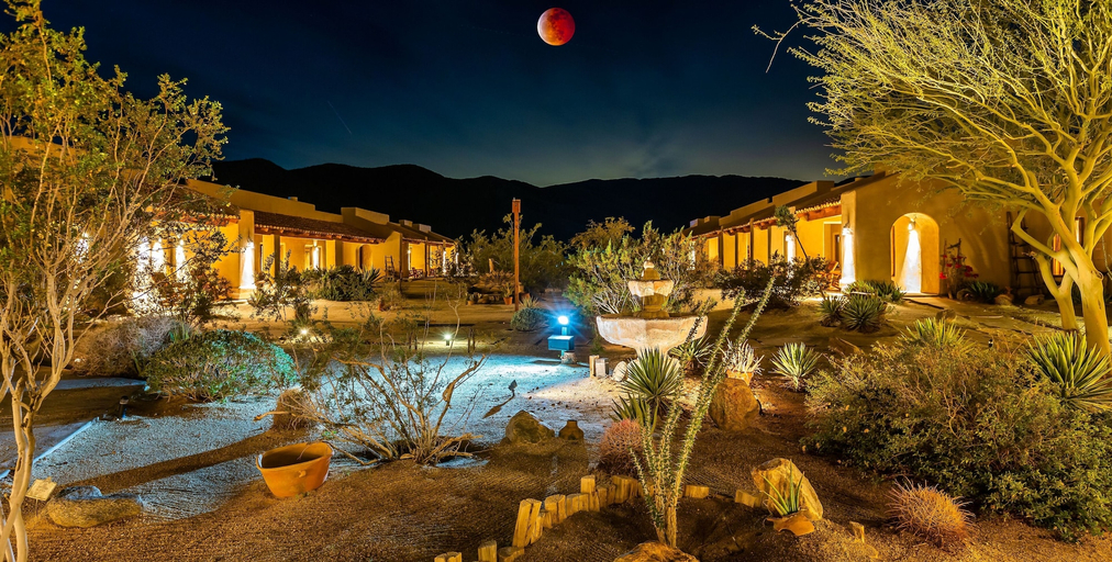 Exterior & Views 1, Borrego Valley Inn, San Diego