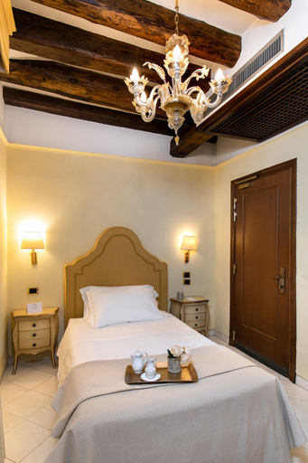 Bedroom 2, Ca' Vendramin Zago, Venezia