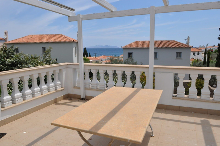 Others 5, Villa Kyma, Attica