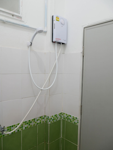 Bathroom 4, Rachanee Guesthouse, Muang Khon Kaen