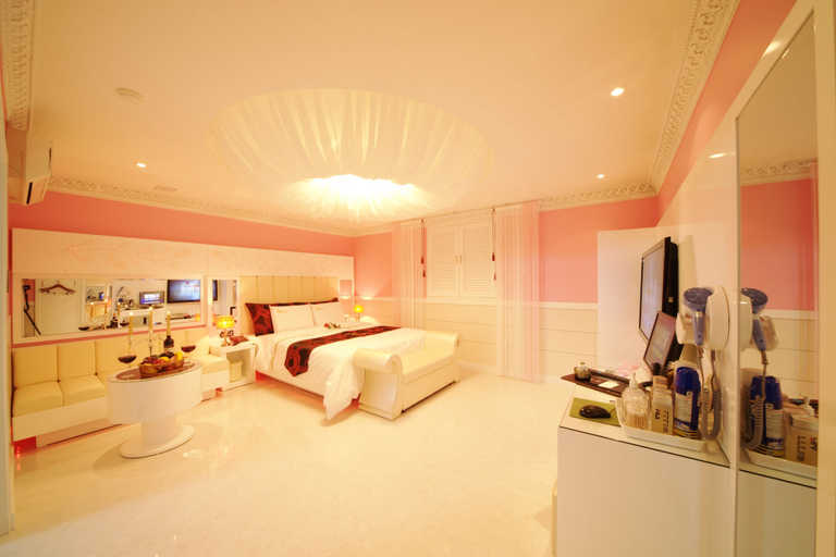 Bedroom 2, Ivy Hotel, Ansan