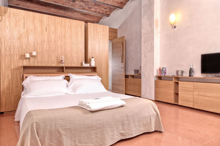 Bedroom 4, Casale del Mare, Livorno
