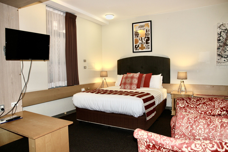 Bedroom 3, Mariners Court Hotel Sydney, Sydney