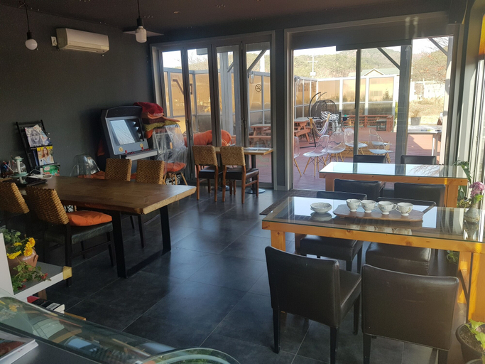 Food & Drinks 5, Road 31 Pension, Gyeongju
