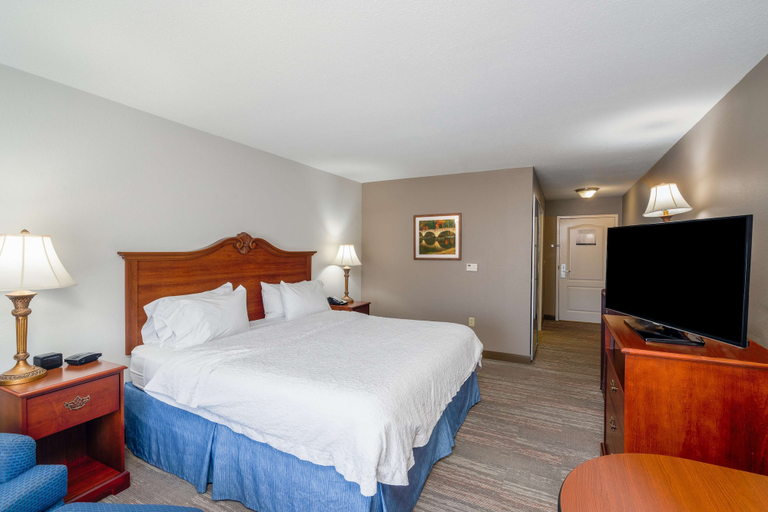 Bedroom 3, Hampton Inn London-North, Laurel
