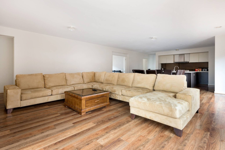 Others 4, 5br Luxury House 20 Min To Cbd Spacious Living, Melbourne