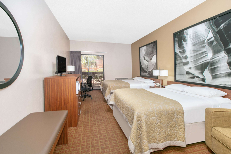 Bedroom 3, Super 8 by Wyndham Page/Lake Powell, Coconino