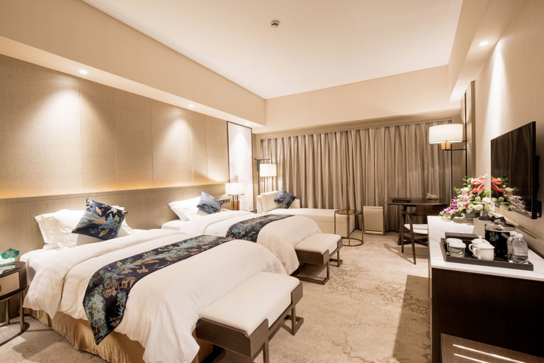 Bedroom 3, Jin Jiang Pine City Hotel, Shanghai