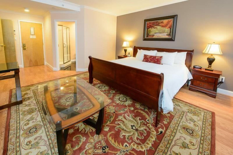 Bedroom 3, Norwalk Inn & Conference Center, Fairfield