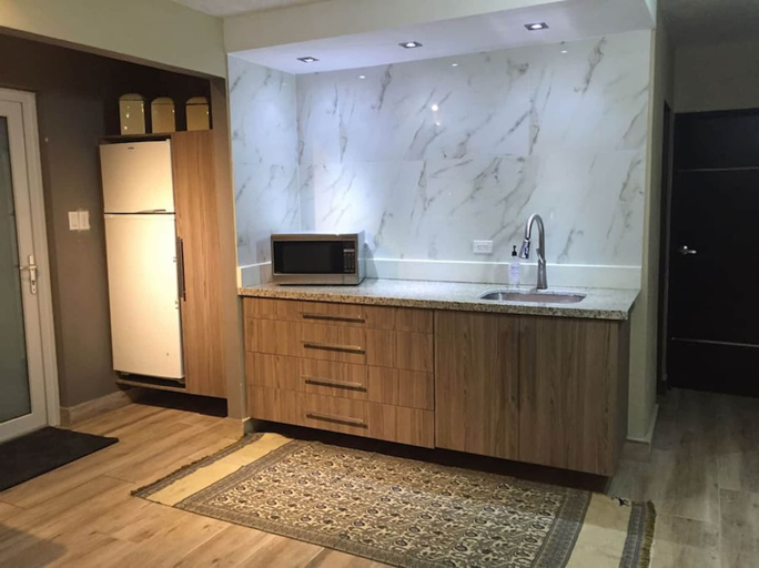 Others 4, Segovia Studio Units