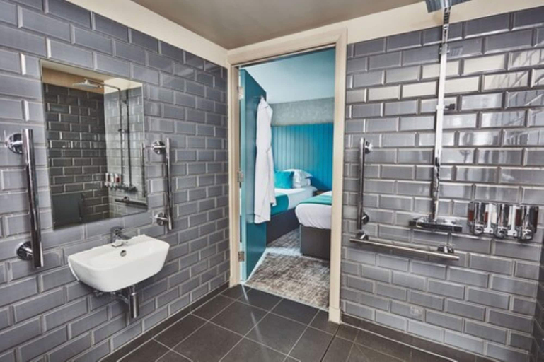 Bathroom 4, The Garrison, Highland