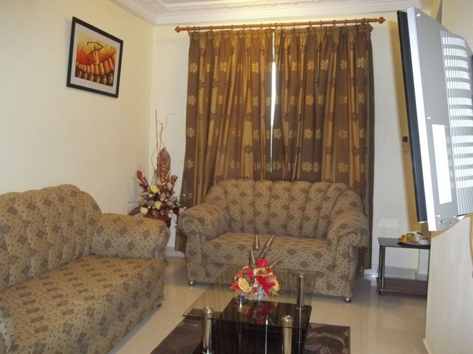 Others 5, Asa Royal hotel, Accra