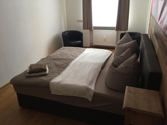Bedroom 4, Das Loreley Weinstübchen, Rhein-Lahn-Kreis