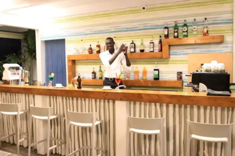 Food & Drinks 5, International Hotel Dakar, Dakar
