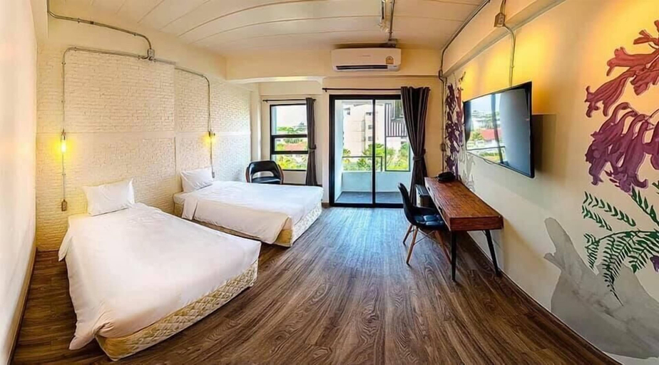 Bedroom 4, Bangkok Oasis Hotel, Ratchathewi